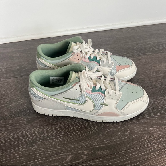 Nike Dunk Low “Scrap” in Grey Haze - Picture 3 of 10